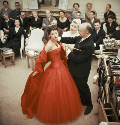 Christian Dior, Victoire Doutreleau, 'Adjusting Victoire' © Mark Shaw at Proud Galleries, London